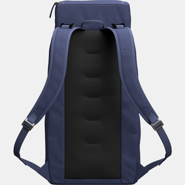 HUGGER BACKPACK 30L